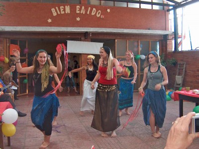 Baile de Vanuska, estudiantes de Casa Xelaju, Quetzaltenango.