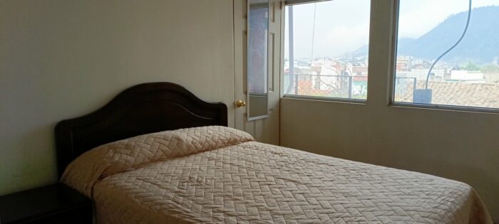 Habitación, cama matrimonial