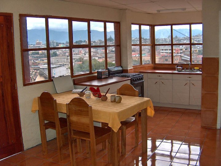 kitchen-apartment-quetzaltenango2