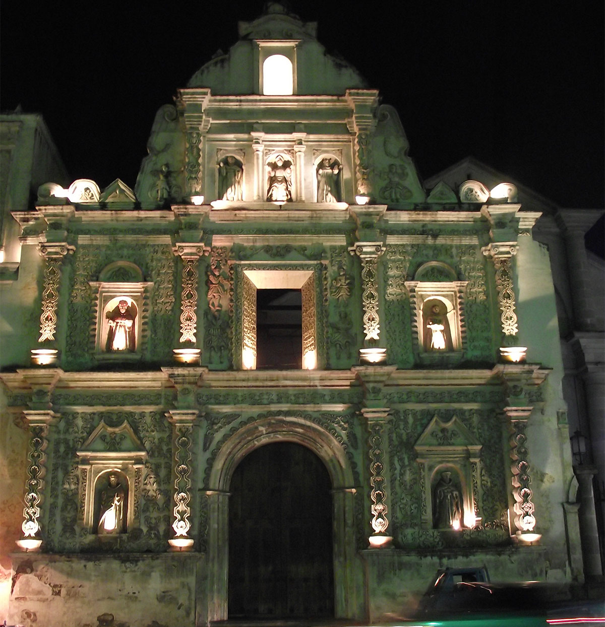 catedral_parque_central_quetzaltenango_guatemala